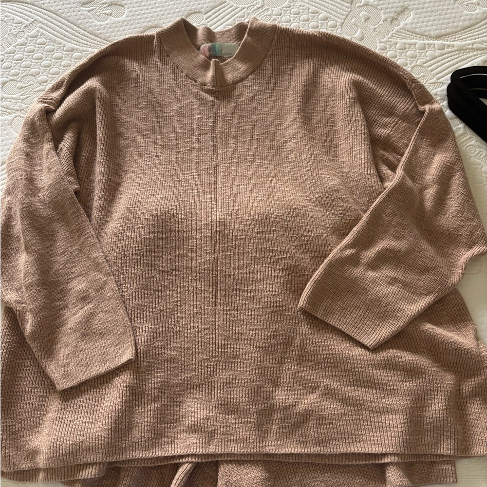 Free People (beach) sweater set